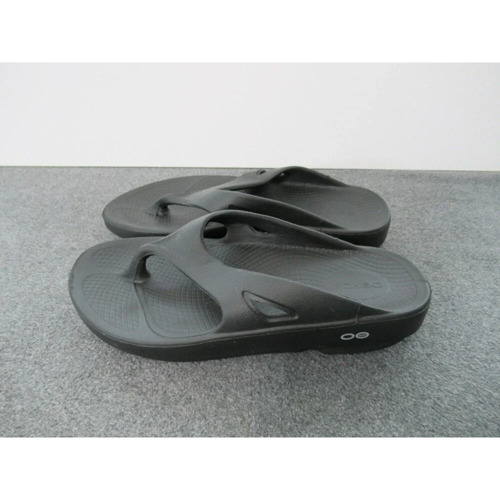 OOFOS Ooahh Thong Sandals Mens Size 6 Womens 8 - EU 39 Black Recovery Comfort